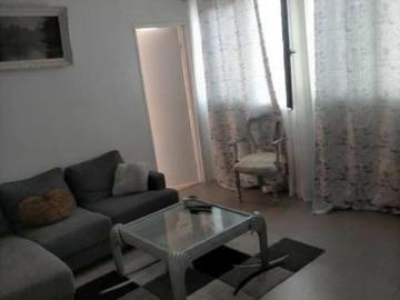 Appartement F3 avec balcon et vue panoramique Paris 19e