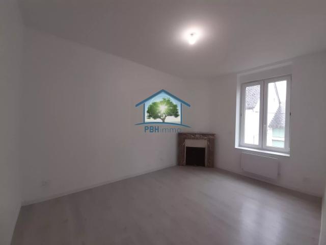 Appartement F3 centre du village à Eygurande