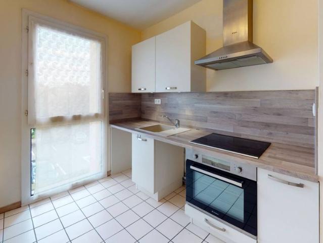 APPARTEMENT F3 CENTRE VILLE AVEC ASCENCEUR BALCON PARKING