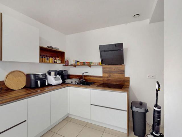 Appartement F3 de 67m² à Mantes La Jolie Centre ville avec balcon et parking