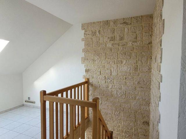 APPARTEMENT F3 EN DUPLEX !