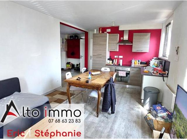 Appartement F3 en rez de chaussée de 58,91m2 hab. avec garag