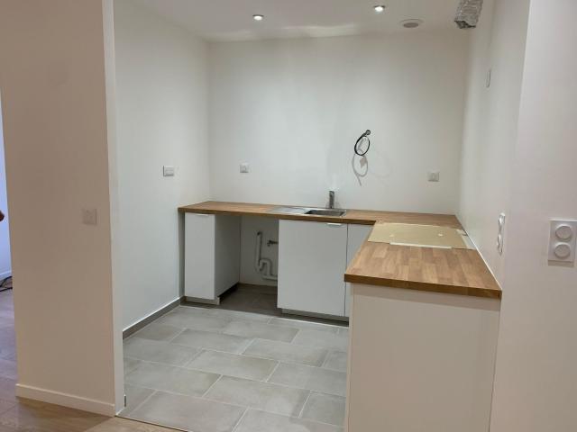 Appartement F3 entièrement rénové