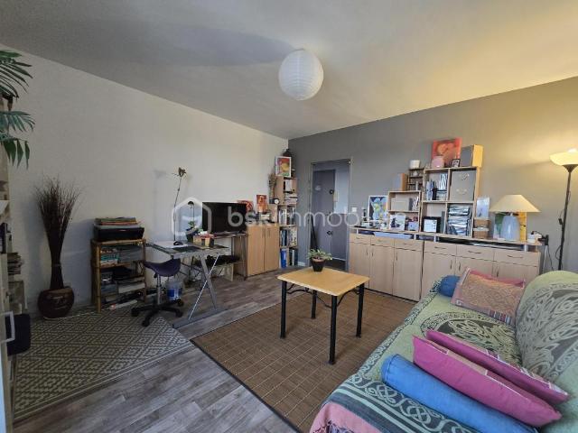 Appartement F3 lumineux avec balcon et vue panoramique – Nocaze Montélimar