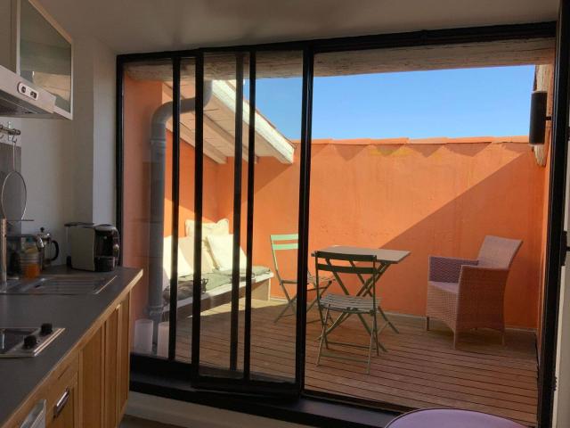 Appartement F3 meublé avec terrasse