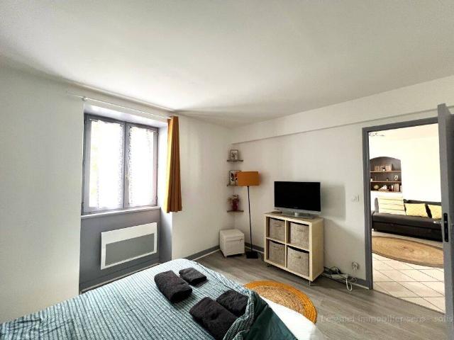 APPARTEMENT F3 MEUBLE SENS