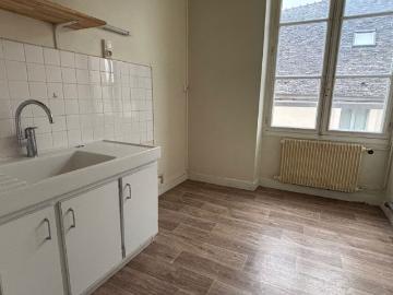Appartement f3 montfort l'amaury hyper centre