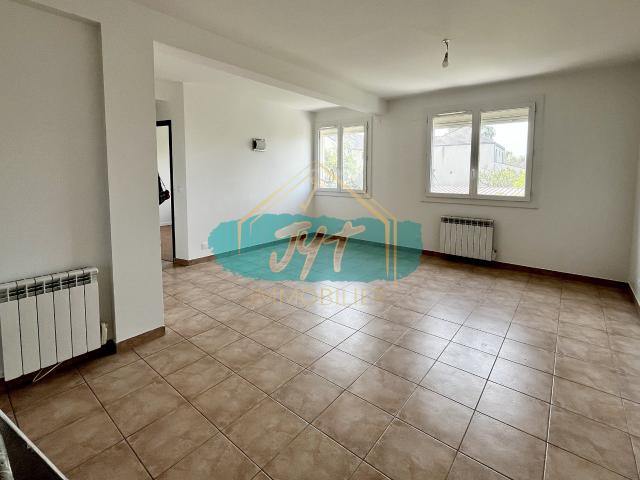 APPARTEMENT F3 PROCHE COMMODITÉS ARNOUVILLE