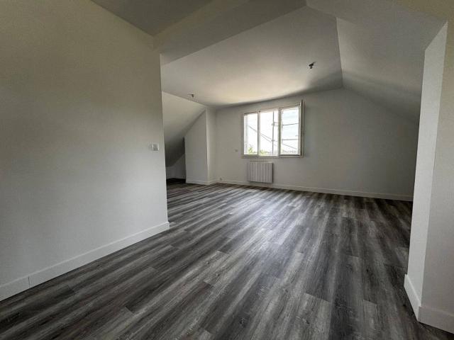 APPARTEMENT F3 REFAIT A NEUF