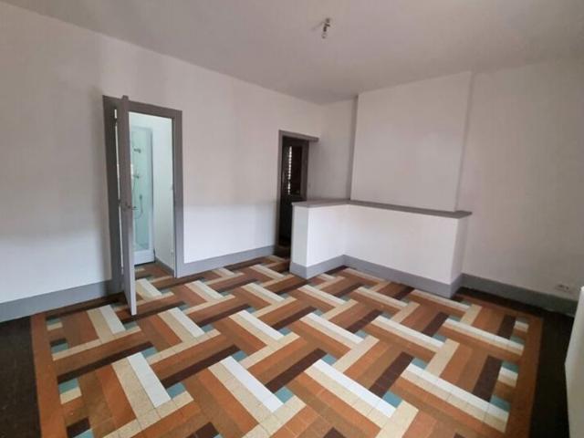 Appartement F1 23.44 m² à louer à FAVEROLLES