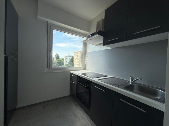 Appartement F1 30m2 avec balcon Quartier Nouveau Bassin