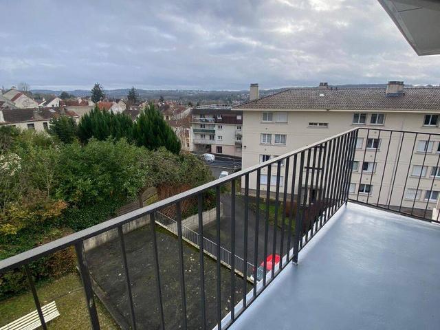 Appartement F1 à louer à THORIGNY