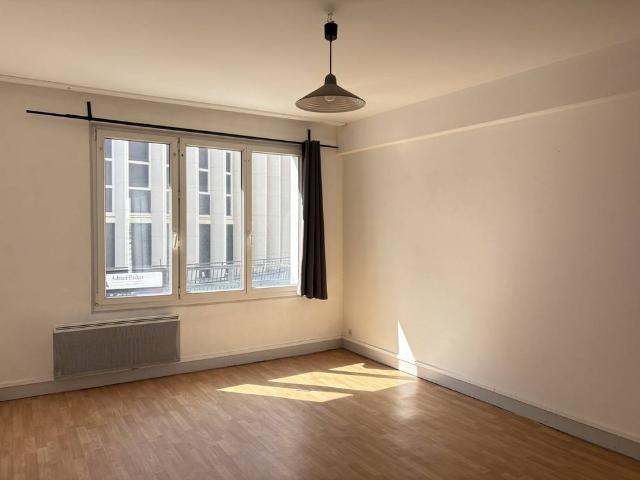 Appartement F1 à louer en centre ville du Havre 76
