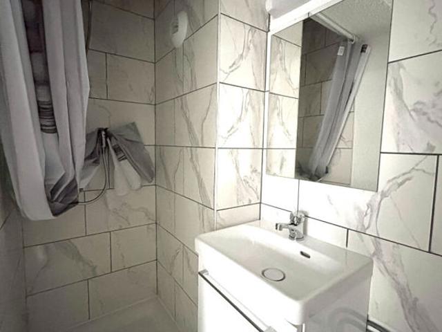 APPARTEMENT F1 MEUBLE METZ SAULCY
