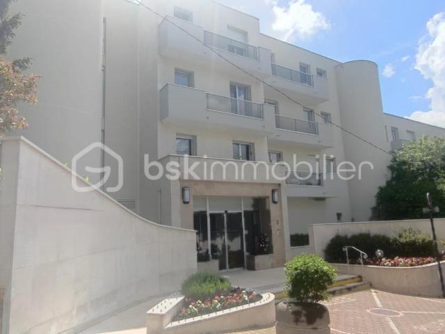 Appartement F2 / 49,80 M² Résidence Seniors à Nogent Sur Marne