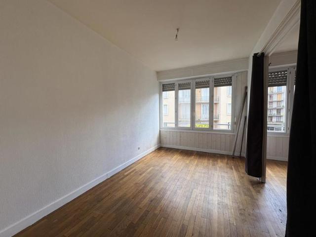Appartement F2 72m² Chauffage compris dans les charges, Le puy en velay