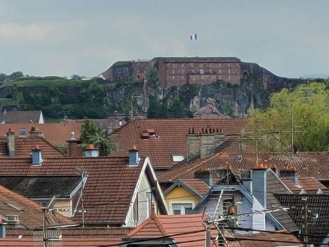 APPARTEMENT F2 VUE SUR LE LION DE BELFORT