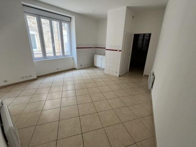 Appartement F2 à louer à SAINT UZE