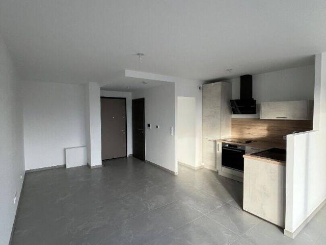 APPARTEMENT F2 A LOUER