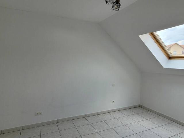 APPARTEMENT F2 A PUTTELANGE