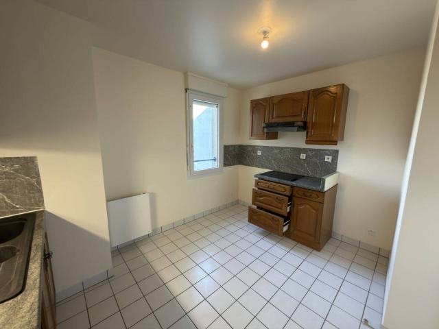 APPARTEMENT F2 AUNEAU