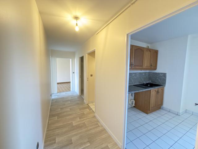 APPARTEMENT F2 AUNEAU