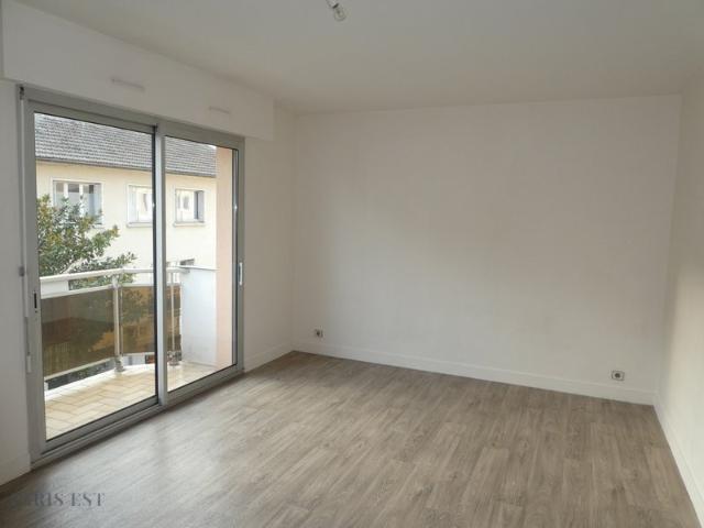 APPARTEMENT F2 AVEC CAVE