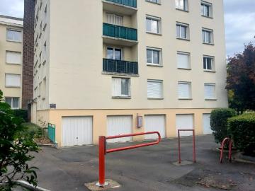 Appartement f2 avec cave et place de parking