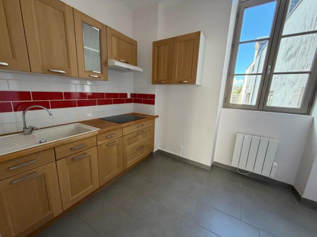 Appartement F2 avec terrasse Centre ville