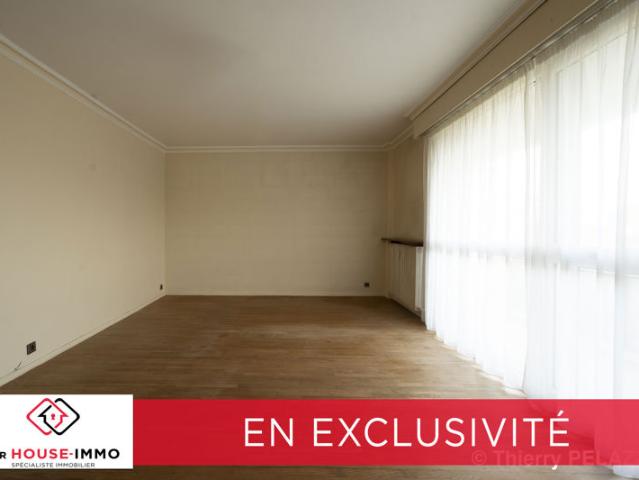 Appartement F2, avec balcon, emplacement de parking et cave