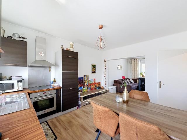 Appartement F2 bis 54,38 m2 Terrasse Parking Cave