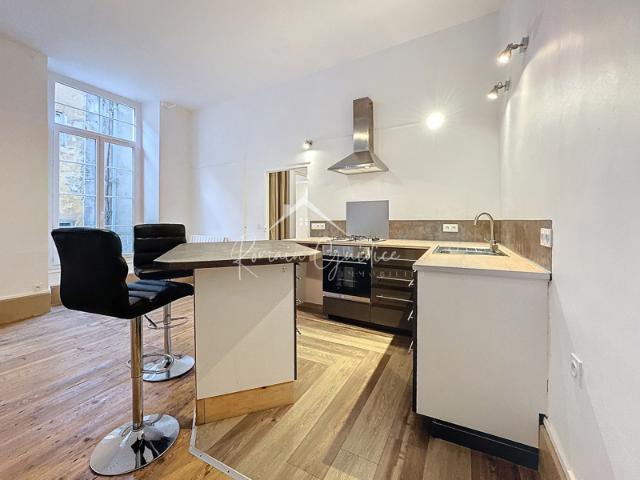 APPARTEMENT F2 BIS 54 M2 HYPERCENTRE MILLAU