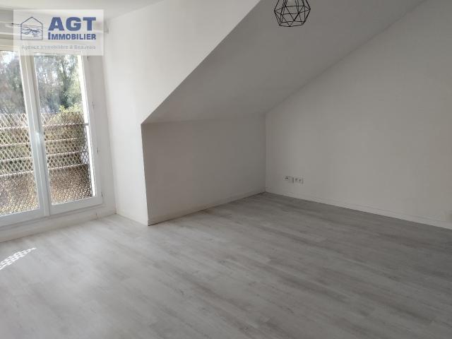 APPARTEMENT F2 BIS A BEAUVAIS