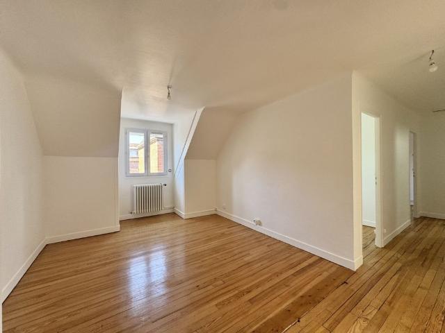 APPARTEMENT F2 BIS HYPER CENTRE