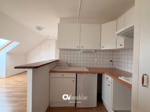 Appartement F2 dans résidence calme et sécurisée avec parkin