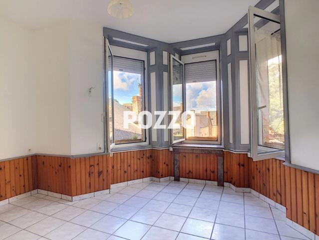 Appartement F2 de 32 m² à Pontorson jardin cave sationnement PONTORSON