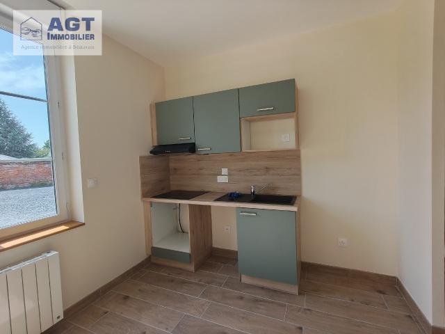 APPARTEMENT F2 EN CENTRE VILLE A BEAUVAIS