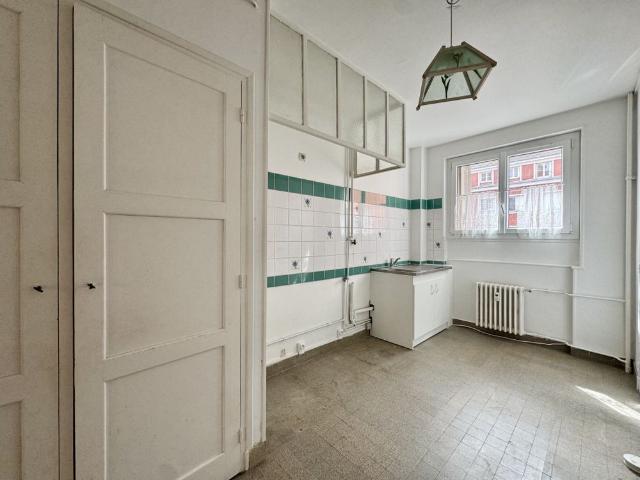 APPARTEMENT F2 HYPER CENTRE