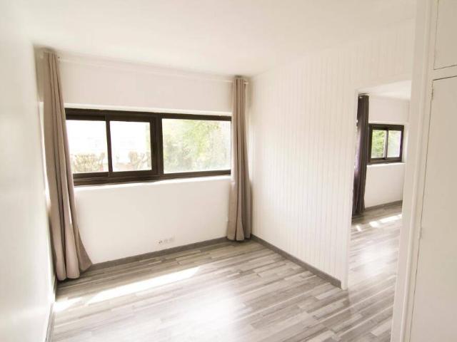Appartement F2 lumineux 33 m² à louer à Garches / Centr