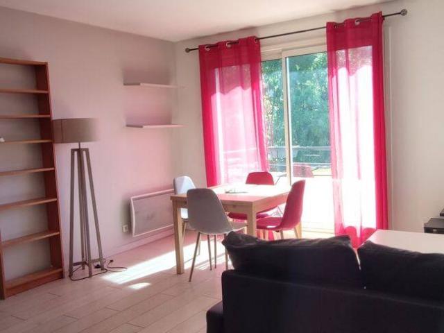 Appartement F2 meublé