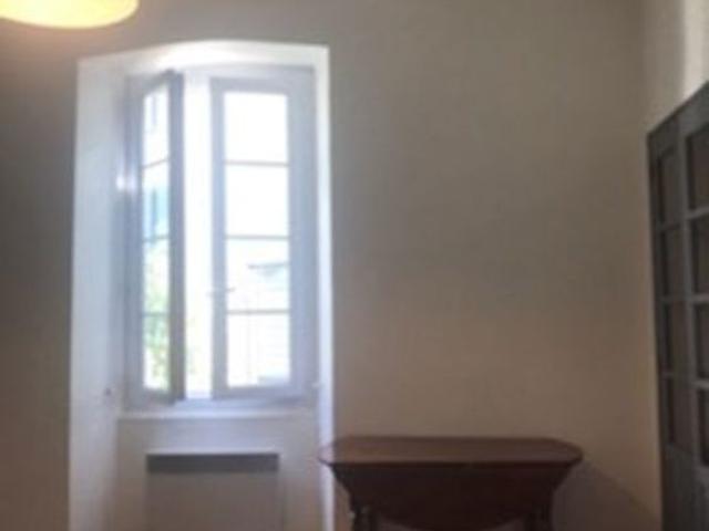 Appartement F2 meublé Bastia centre