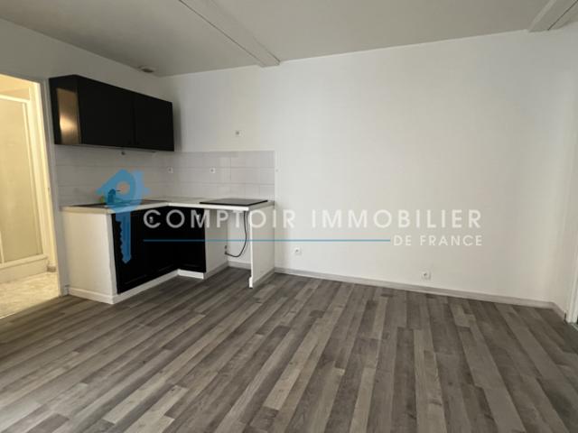 Appartement F2 rdc et cave à louer
