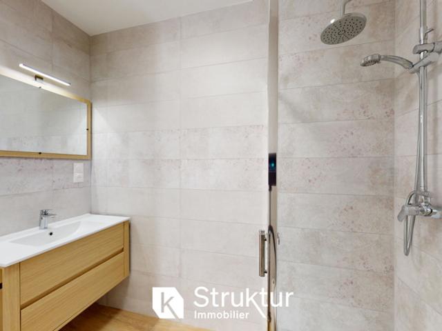 APPARTEMENT F2 RENOVE MEUBLE EN REZ DE CHAUSSEE