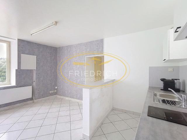 APPARTEMENT F2 REZ DE CHAUSSÉE