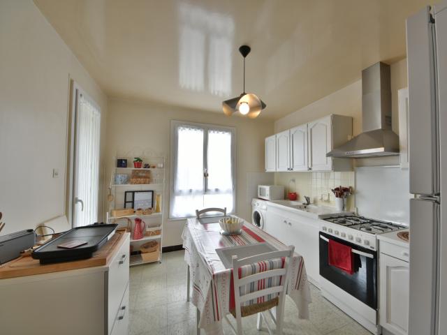 APPARTEMENT F2 ROSIERS