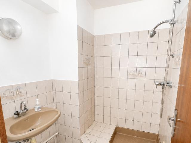 Appartement F2 SAINT AVOLD procje de toutes les commodités