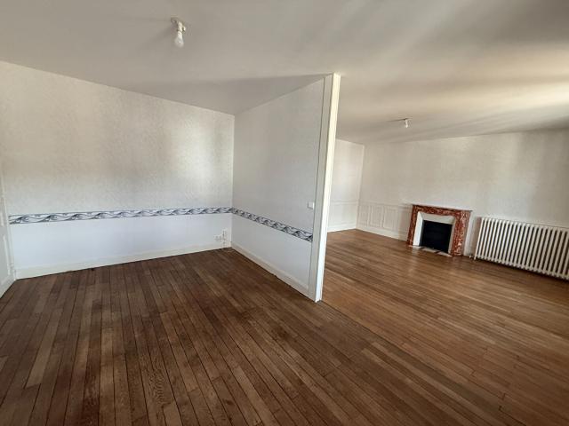APPARTEMENT F7