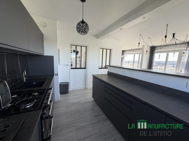 Appartement F4 85,37M2 Balcon Cave Parking Saint Etienne/ Portail Rouge