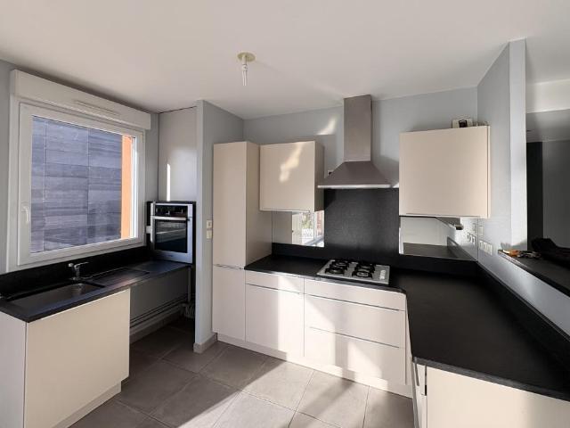 Appartement F4 88 m² avec terrasse, garage double et ascenseur