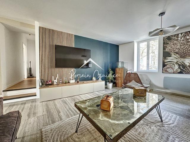 APPARTEMENT F4 100 M2 1ER ÉTAGE / TERRASSE / POSSIBLITÉ GARA